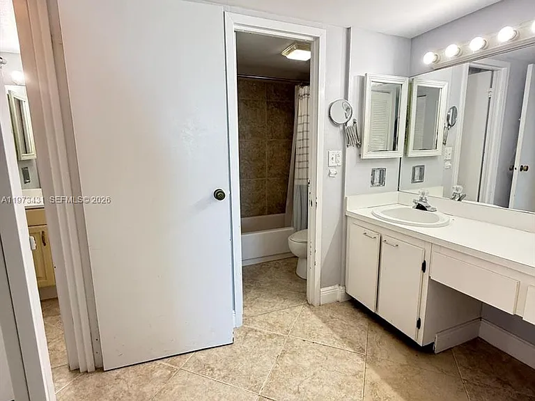100 Bayview Dr #610 — Photo 11