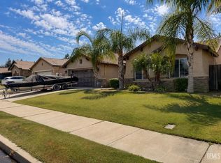 11107 Snowcreek Falls Ave, Bakersfield, CA 93312