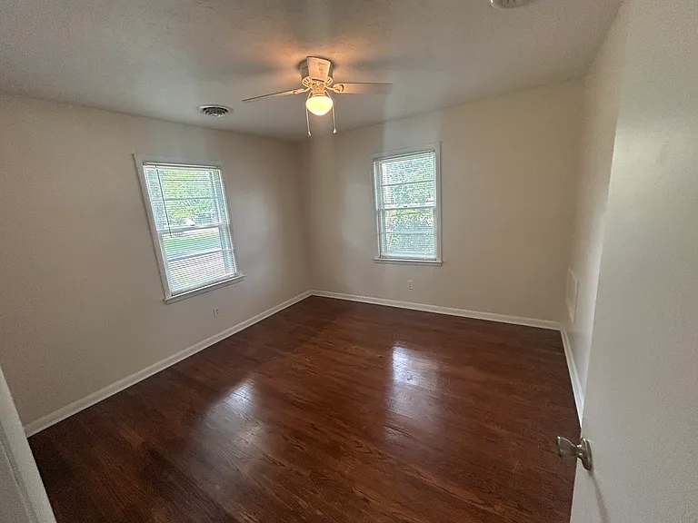 1005 Rose Ave — Photo 14