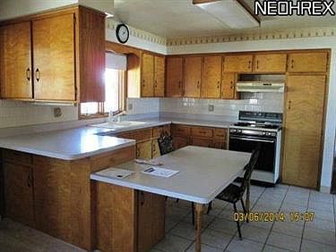 3rd image of 5833 Regay Dr