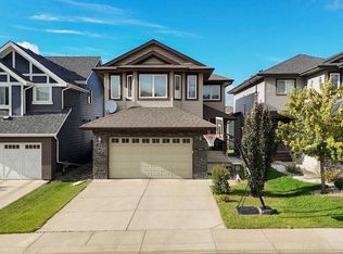 5628 19th Ave SW, Edmonton, AB T6X 1T6