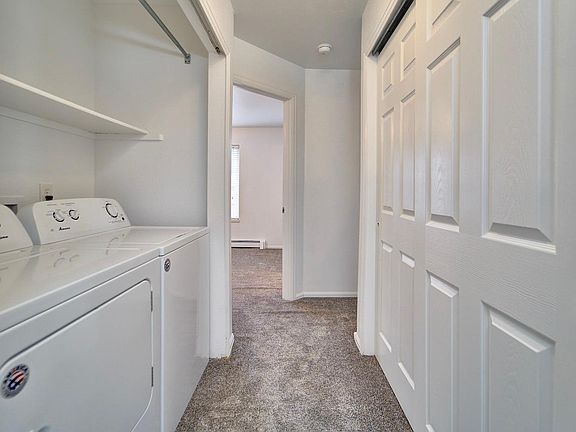 Washer/Dryer Included
