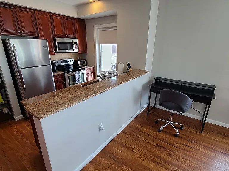 182 Anderson Ave #3A — Photo 4