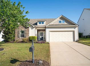 454 Wolfbend Rd, Woodruff, SC 29388