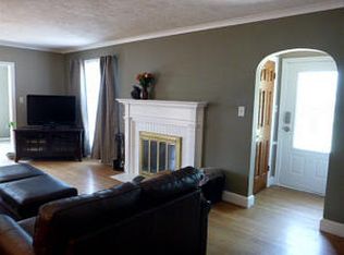 543 W 3rd St, Maryville, MO 64468