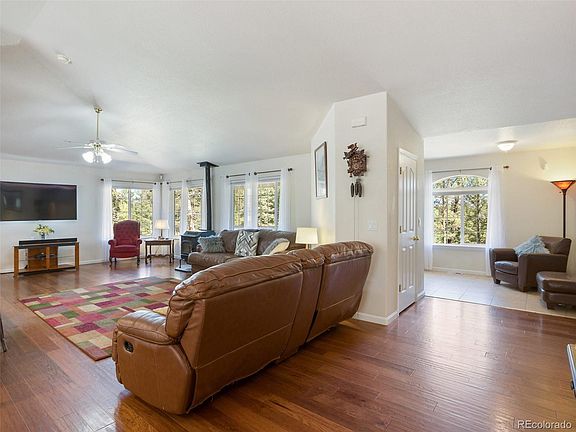 5th image of 180 Quartz Rd