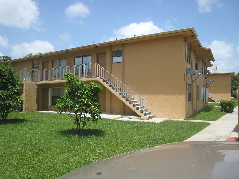 1st image of 7664 SW 152nd Ave #411