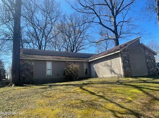 4519 Bienville Rd, Nesbit, MS 38651