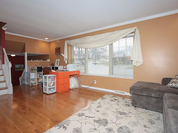 5th image of 2657 Darke Ct
