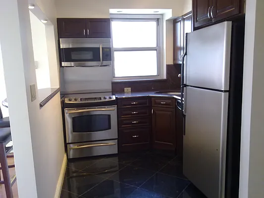 Rented by Medow Property | media 32