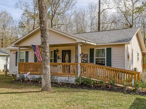 416 Windomere Dr, Livingston, TX 77351