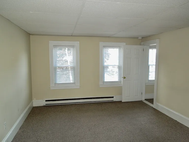 50 Sandwich St #4 — Photo 6