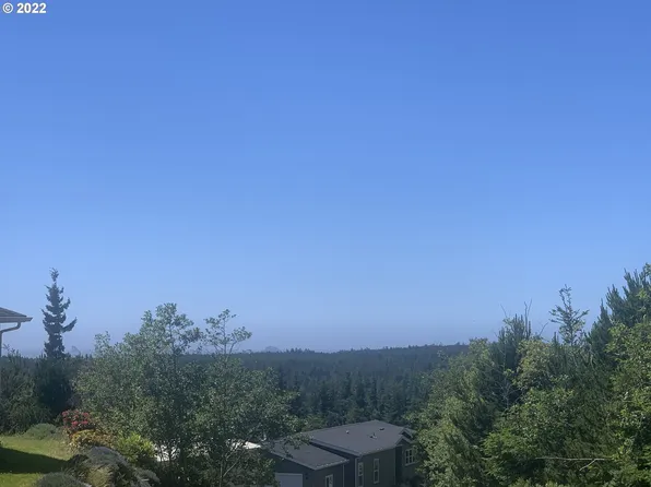 Dee Ter, Pt Orford, OR 97465