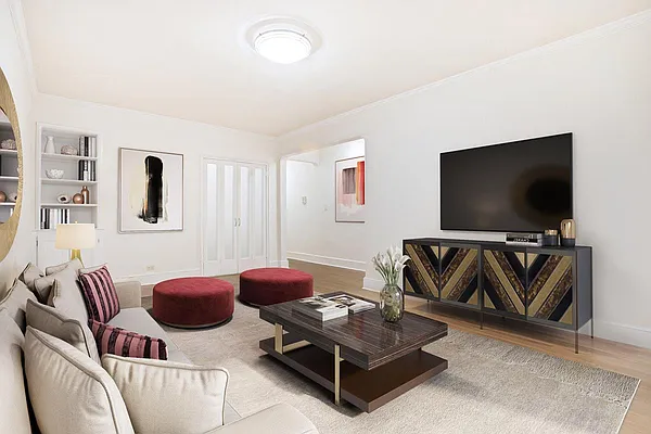 Rented by Time Equities Brokerage | media 9