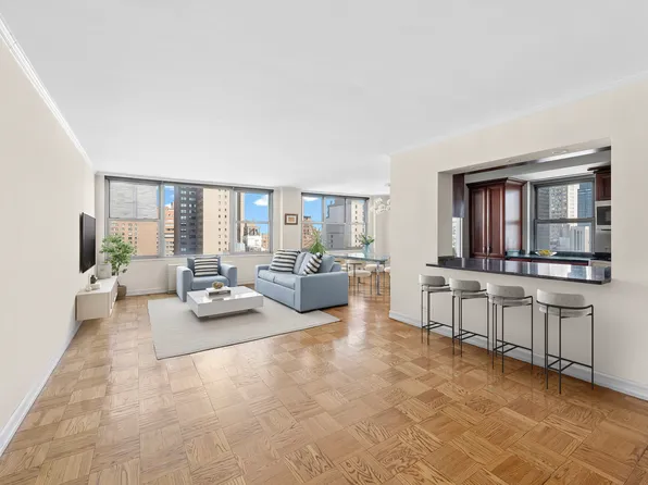 500 East 83rd Street image 1 of 13