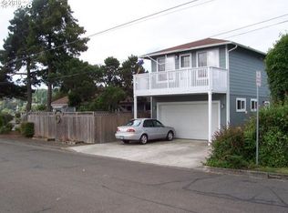 1583 1st St, Florence, OR 97439