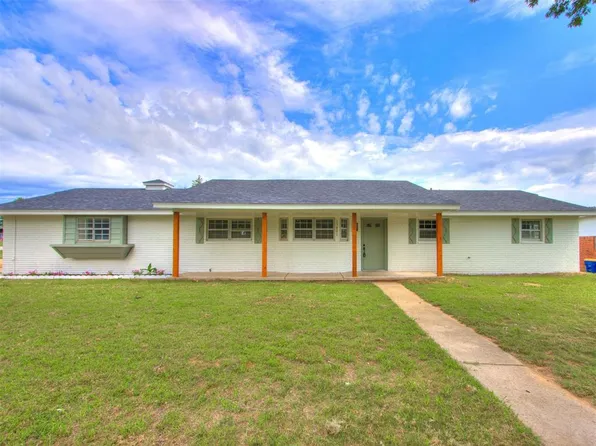 13801 NE 9th St, Choctaw, OK 73020