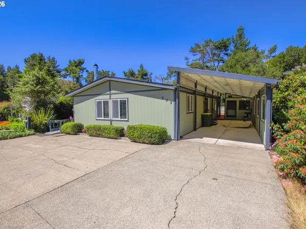 1601 Rhododendron Dr Space 659, Florence, OR 97439