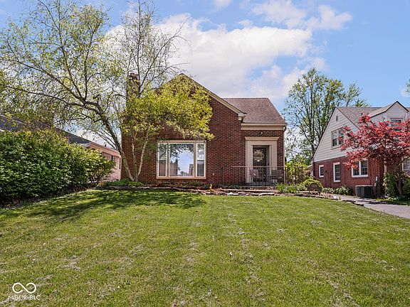 3rd image of 6109 E Saint Joseph St
