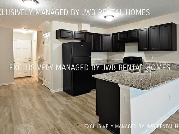 3rd image of 8472 McGirts Village Ln