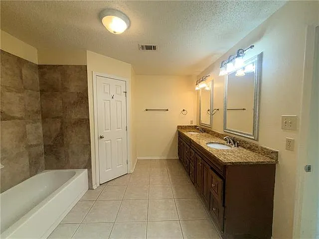 216 Woodridge Blvd — Photo 14