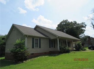 126 Shady Woods Ln, Rutherfordton, NC 28139