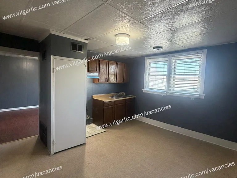 4002 Pulaski St — Photo 6