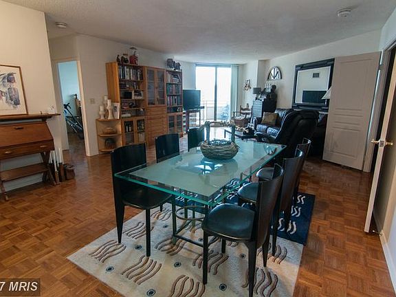 3rd image of 7111 Woodmont Ave APT 909