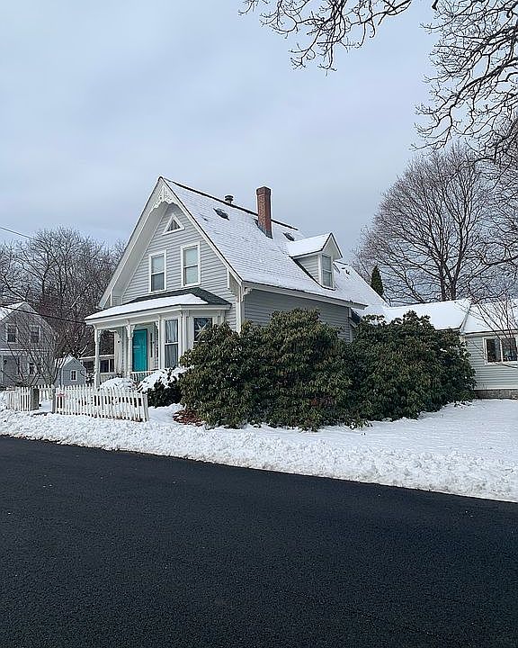 2nd image of 29 Washington St