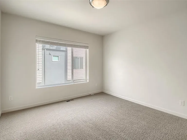 3464 Albion St — Photo 36