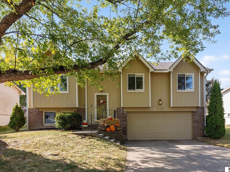 1st image of 7402 Harvest Hills Dr