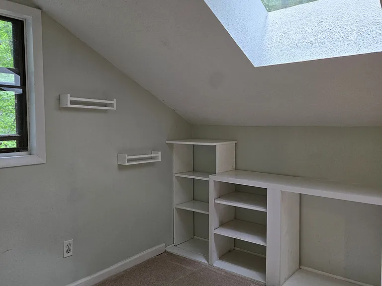 97 Creekwood — Photo 17
