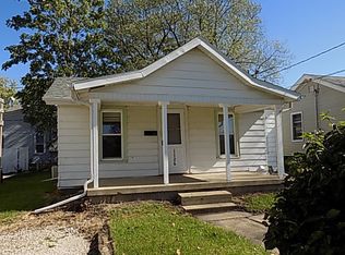 1126 Sycamore St, Ottawa, IL 61350