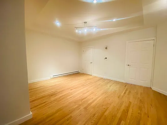 Rented by Compass | media 20