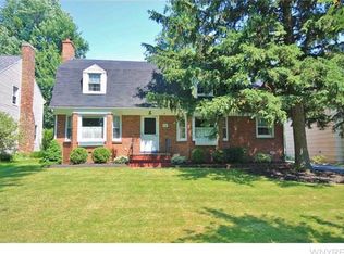 74 Walton Dr, Amherst, NY 14226