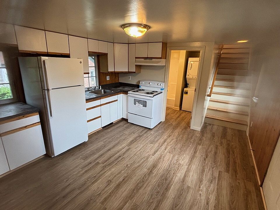 1st image of 227B Main St