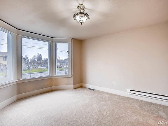 4th image of 1119 S 21st St