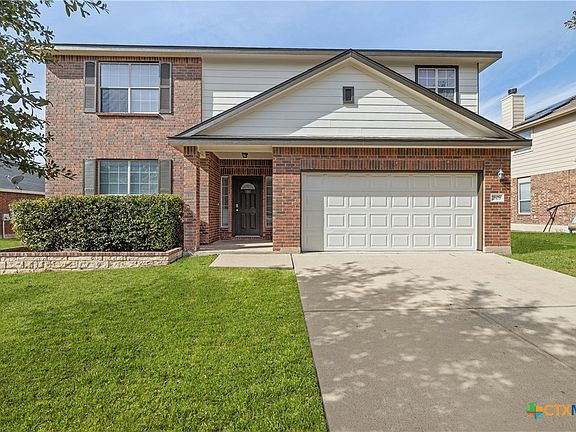 2nd image of 2608 Laguna Dr