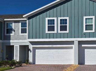 207 Glass Onion Dr, Howey In The Hills, FL 34737