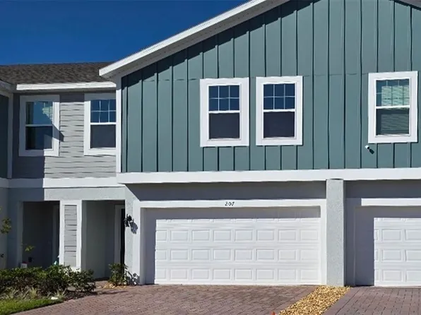 207 Glass Onion Dr, Howey In The Hills, FL 34737