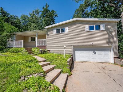 2730 Oakwood Dr, Green Bay, WI, 54304