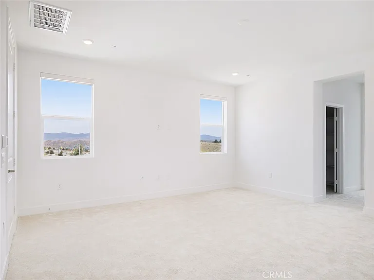 27398 Fox Den Pl — Photo 32