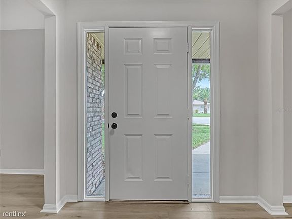 5th image of 2738 Longwood Blvd