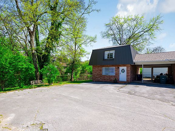 2nd image of 1002 Ogrady Dr APT 3