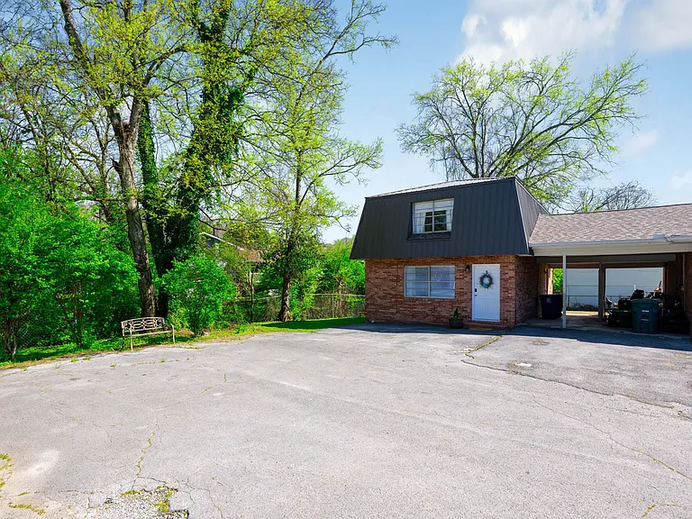 1002 Ogrady Dr #3 — Photo 2