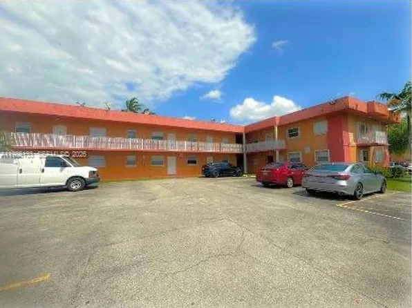 1245 W 24th St APT 109, Hialeah, FL 33010