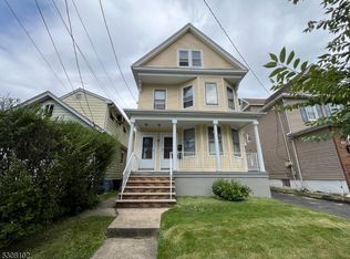 157 Camden St, Roselle Park, NJ 07204