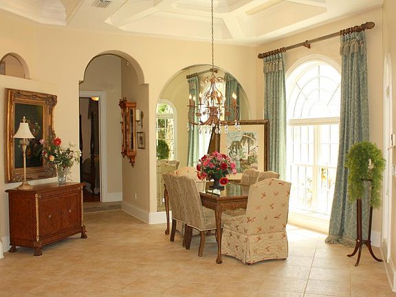 3rd image of 315 Regatta Bay Blvd