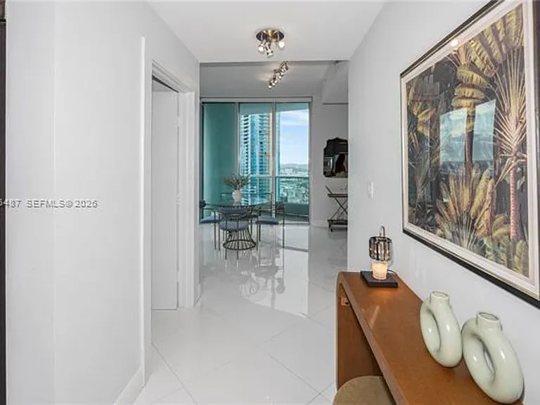 900 Biscayne Blvd #4412 — Photo 8