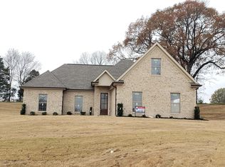 214 Cadet Dr, Senatobia, MS 38668